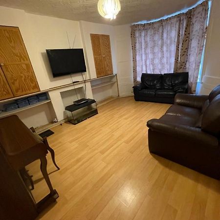 Elmdene Road Appartement Londen Buitenkant foto