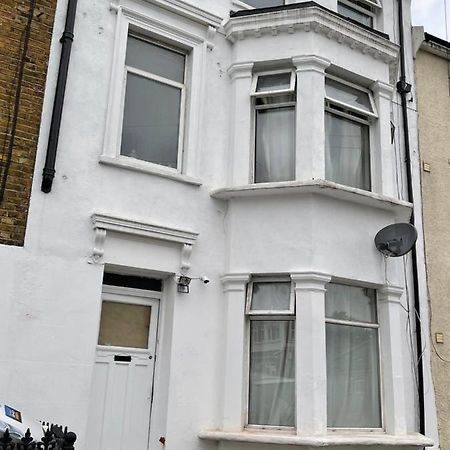 Elmdene Road Appartement Londen Buitenkant foto